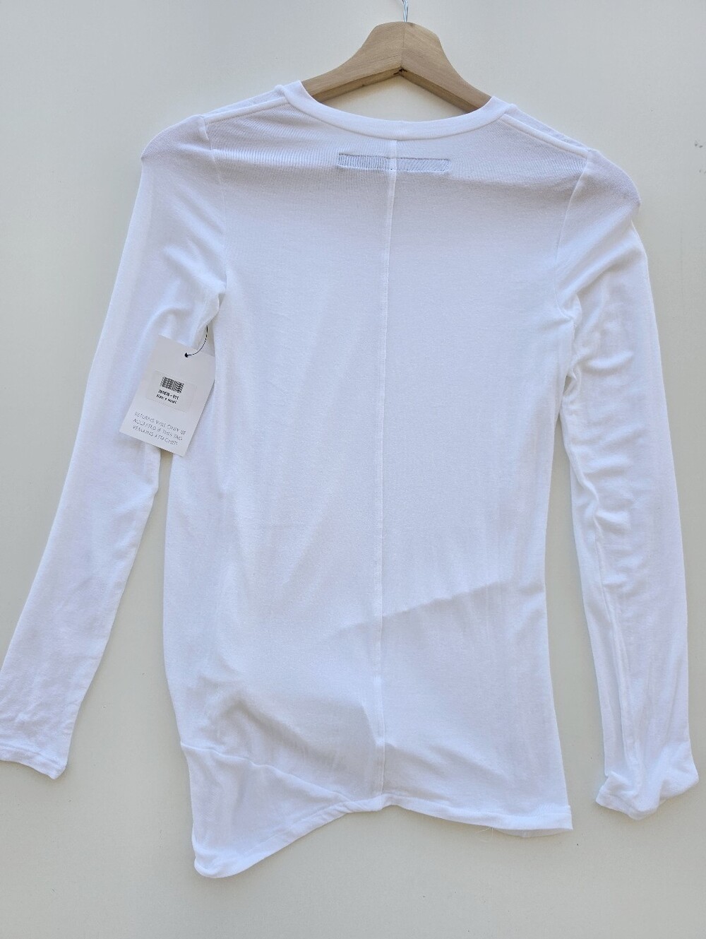 Enza Costa NWT Fitted White Crew Neck Long Sleeve Twist Front Top - Picture 8 of 8